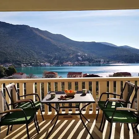 Blue Infinity 3 Lemi - Two Bedroom With Balcony And Sea View Затон