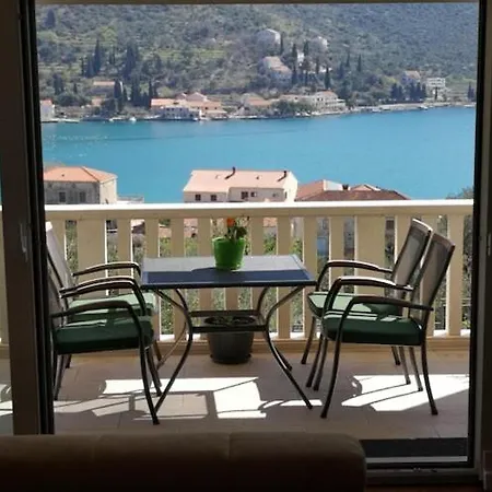 Blue Infinity 3 Lemi - Two Bedroom With Balcony And Sea View * Затон